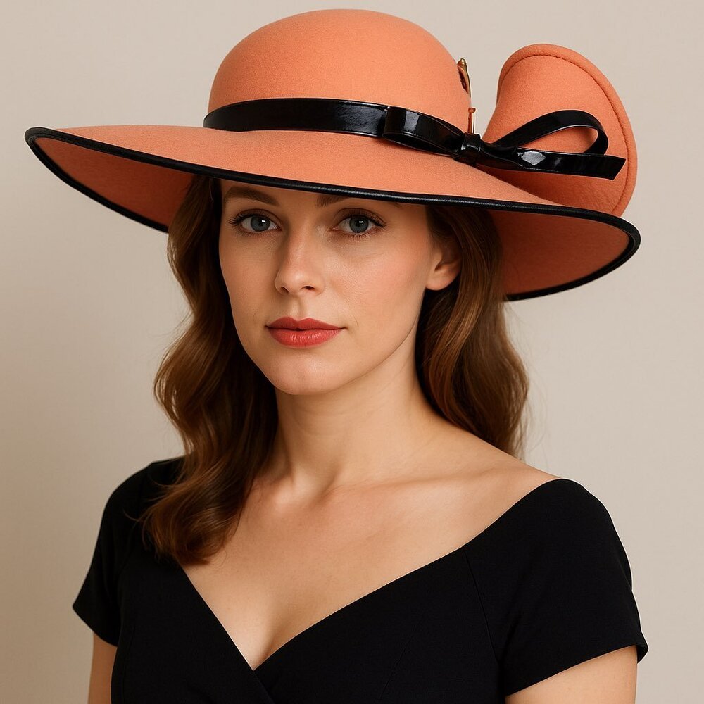 Swan Creations Vintage Peach DoeSkin Felt Derby Hat w/ Sculpted Brim &‎ Bow